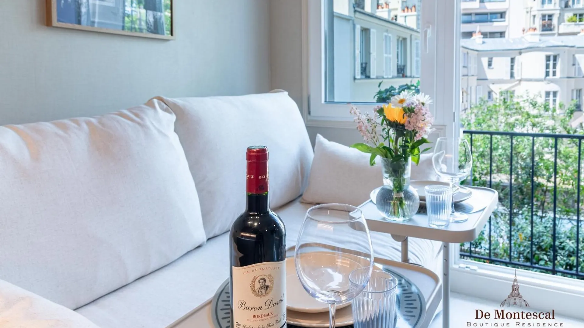 Apartment De Montescal- Montparnasse With Ac 11 To 14m2 In A Prime Location