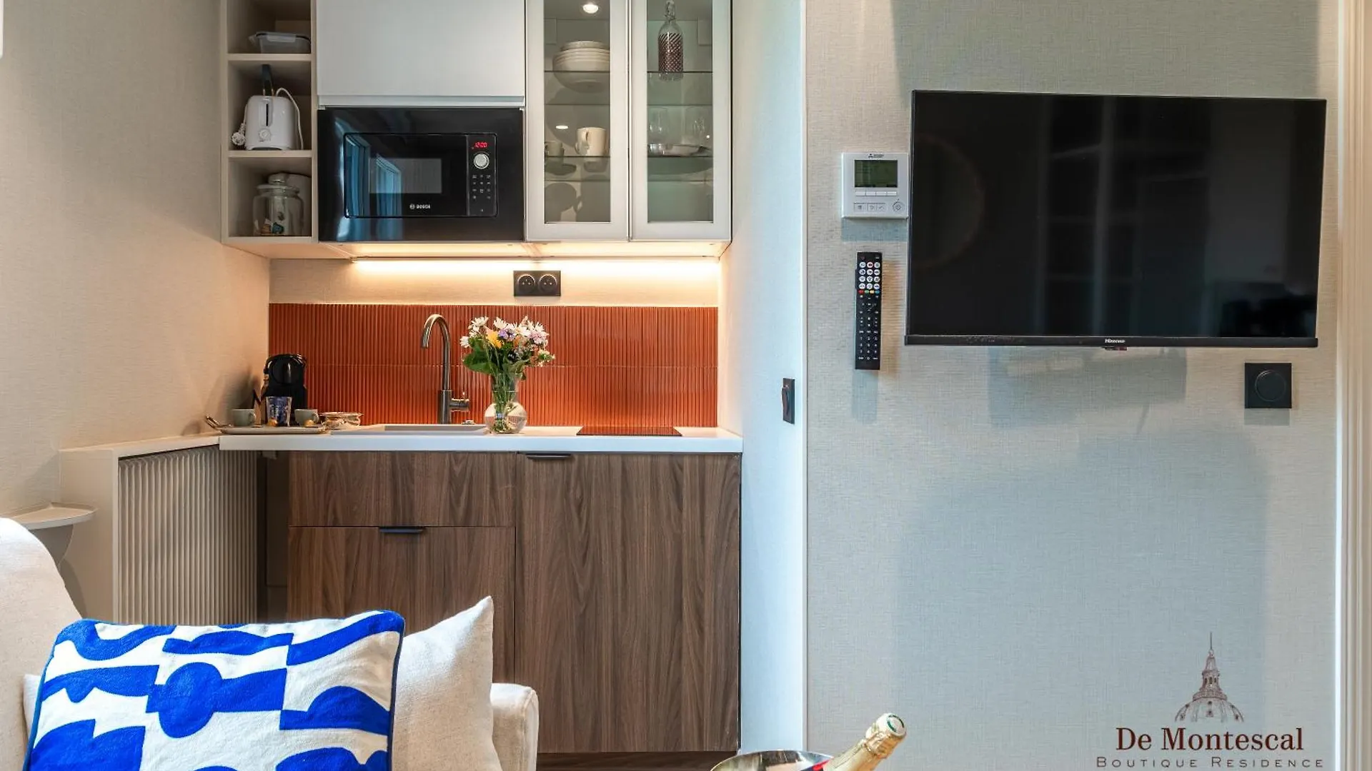 Apartment De Montescal- Montparnasse With Ac 11 To 14m2 In A Prime Location Paris