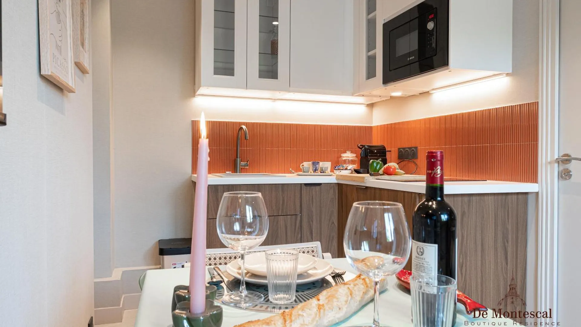 Apartment De Montescal- Montparnasse With Ac 11 To 14m2 In A Prime Location