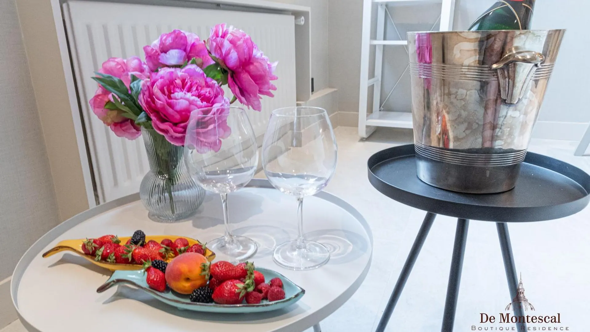 De Montescal- Montparnasse With Ac 11 To 14m2 In A Prime Location Apartment Paris