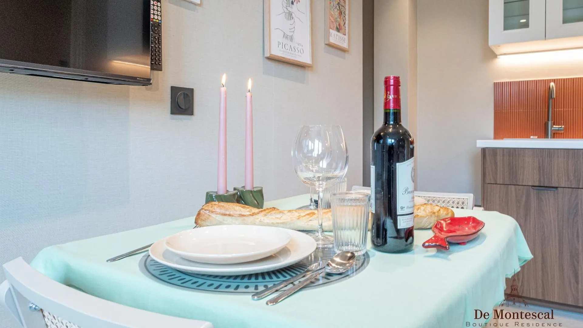 De Montescal- Montparnasse With Ac 11 To 14m2 In A Prime Location Apartment