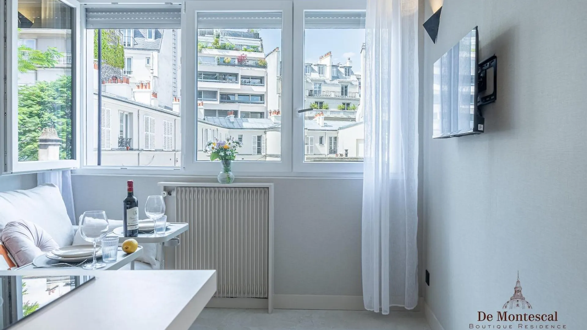 De Montescal- Montparnasse With Ac 11 To 14m2 In A Prime Location *